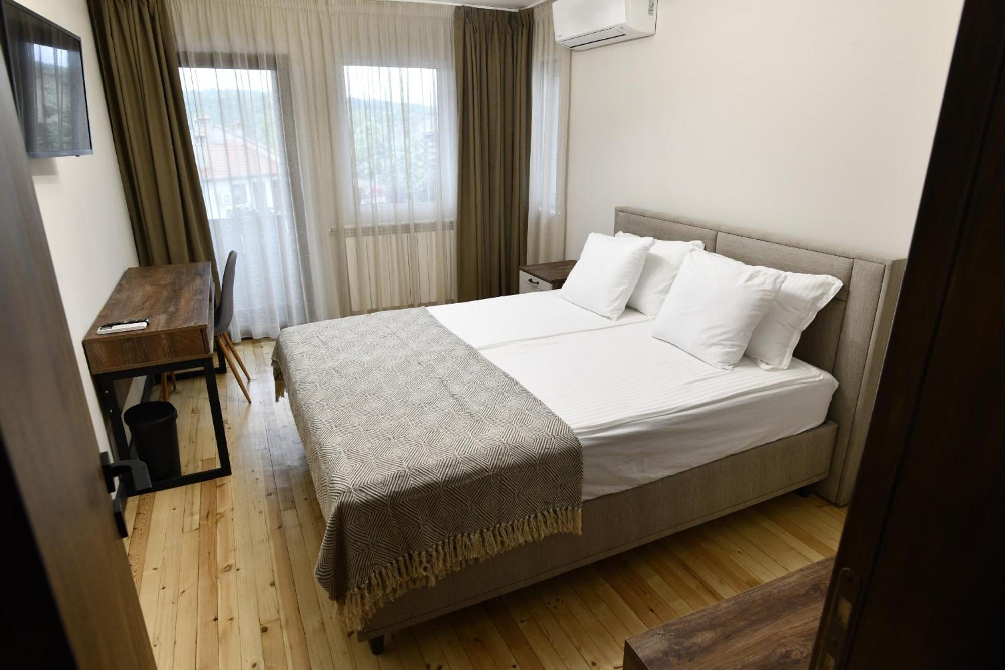 Guest House Lazara فيليكو ترنوفو المظهر الخارجي الصورة